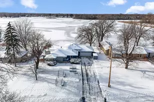 5325 Twin Lake Blvd E, Brooklyn Center, MN 55429 - Photo 3