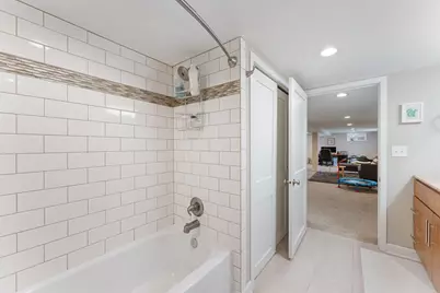 5325 Twin Lake Boulevard E, Brooklyn Center, MN 55429 - Photo 31