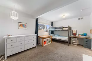 5325 Twin Lake Blvd E, Brooklyn Center, MN 55429 - Photo 23