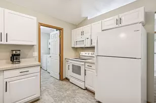 14549 Beverley Ln, Savage, MN 55378 - Photo 11