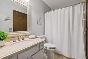 1645 Hickory Hill Dr, Eagan, MN 55122 - Photo 19