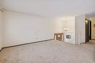 1645 Hickory Hill Dr, Eagan, MN 55122 - Photo 3