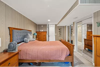 8549 Russell Avenue S, Bloomington, MN 55431 - Photo 23