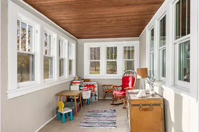 1153 Hawthorne Avenue E, Saint Paul, MN 55106 - Photo 3