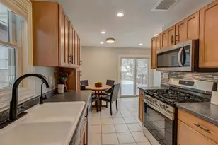 90 Finn Street S, Saint Paul, MN 55105 - Photo 9