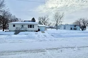 320 W 3rd St, Morton, MN 56270 - Photo 3