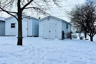 320 W 3rd St, Morton, MN 56270 - Photo 7