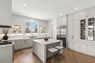 2125 Carriage Ln, Wayzata, MN 55391 - Photo 11