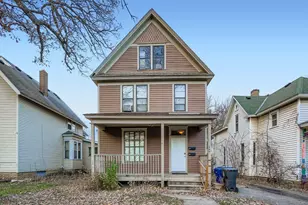 849 6th St E, Saint Paul, MN 55106 - Photo 3