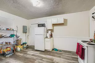 849 6th St E, Saint Paul, MN 55106 - Photo 5