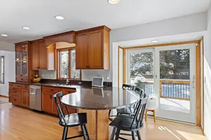 4909 Poppy Ln, Edina, MN 55435 - Photo 15