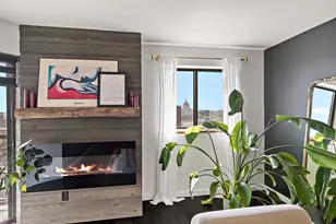 78 10th Street E, Saint Paul, MN 55101 - Photo 1