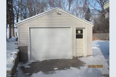 2061 Arlington Avenue E, Saint Paul, MN 55119 - Photo 3