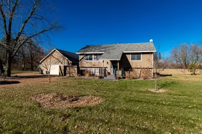 119 E Hazel Avenue, Pillager, MN 56473 - Photo 9