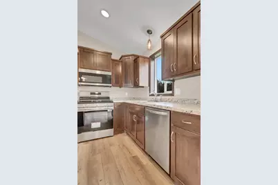 464 30th Avenue SE, Saint Cloud, MN 56304 - Photo 9