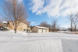 5414 Elkton Trail, Faribault, MN 55021 - Photo 15