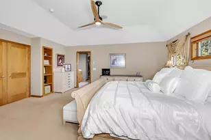 21157 Ridgewood Tr, Lakeville, MN 55044 - Photo 27