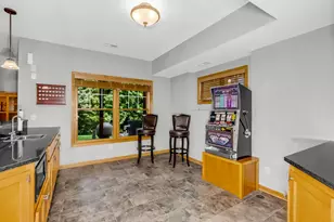 21157 Ridgewood Tr, Lakeville, MN 55044 - Photo 35