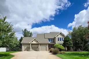 21157 Ridgewood Tr, Lakeville, MN 55044 - Photo 1