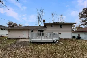 901 Oak Ridge Point NE, Blaine, MN 55434 - Photo 5