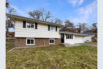 901 Oak Ridge Point NE, Blaine, MN 55434 - Photo 11