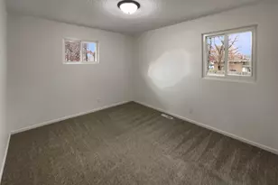 901 Oak Ridge Point NE, Blaine, MN 55434 - Photo 7