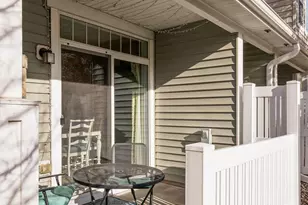 1632 Legacy Pkwy E, Maplewood, MN 55109 - Photo 11