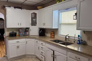 811 Tilden St, Fairmont, MN 56031 - Photo 27