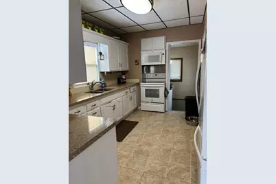 811 Tilden Street, Fairmont, MN 56031 - Photo 5