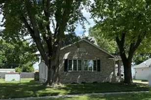 811 Tilden St, Fairmont, MN 56031 - Photo 1