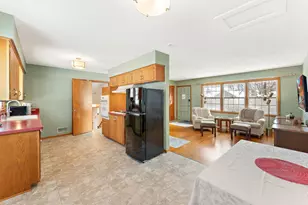 7447 Cloman Way, Inver Grove Heights, MN 55076 - Photo 9