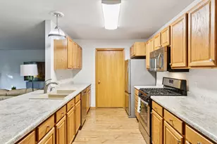 698 Monn Ave, Vadnais Heights, MN 55127 - Photo 5