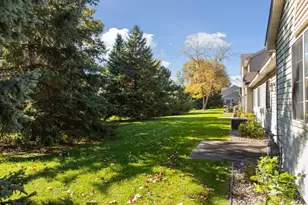 698 Monn Ave, Vadnais Heights, MN 55127 - Photo 31