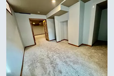 5239 N 6th Street, Minneapolis, MN 55430 - Photo 13