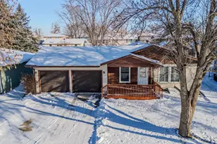1128 19th St N, Moorhead, MN 56560 - Photo 5