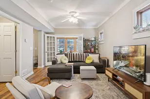 904 Dayton Ave, Saint Paul, MN 55104 - Photo 13