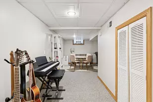 904 Dayton Ave, Saint Paul, MN 55104 - Photo 37