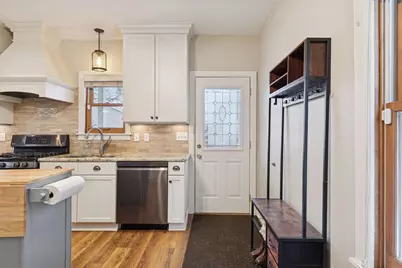 904 Dayton Avenue, Saint Paul, MN 55104 - Photo 23