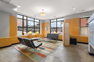 270 4th St E, Saint Paul, MN 55101 - Photo 19