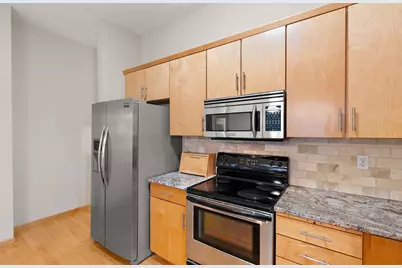 270 4th Street E #409, Saint Paul, MN 55101 - Photo 5