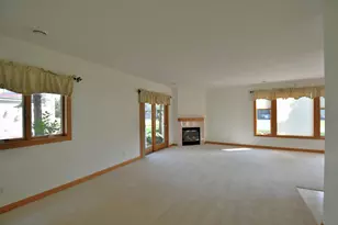 530 Lakeside Bay Dr S, Bayport, MN 55003 - Photo 7