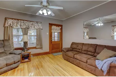 315 12th Avenue W, Menomonie, WI 54751 - Photo 7