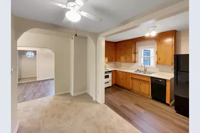 2022 English Street, Maplewood, MN 55109 - Photo 9