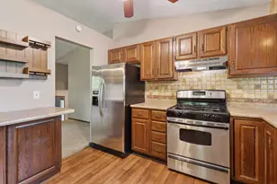 8357 Jersey Ave N, Brooklyn Park, MN 55445 - Photo 21