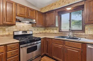 8357 Jersey Ave N, Brooklyn Park, MN 55445 - Photo 7