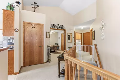 8813 Stonebrooke Court, Woodbury, MN 55125 - Photo 11