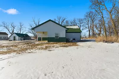 5134 340th Avenue, Blue Earth, MN 56013 - Photo 3
