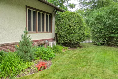 2244 Dayton Avenue, Saint Paul, MN 55104 - Photo 59