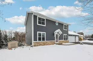 9000 Parkside Dr, Woodbury, MN 55125 - Photo 3