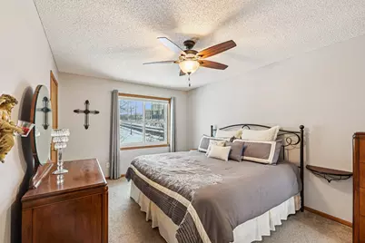 9000 Parkside Drive, Woodbury, MN 55125 - Photo 25